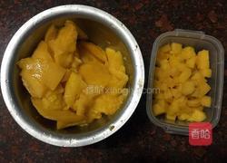 酸奶芒果慕斯蛋糕的做法图解8