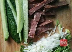 电饼铛煎饼果子的做法图解1