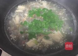 金针菇海蛎汤的做法图解7