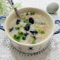皮蛋瘦肉粥的做法[图]
