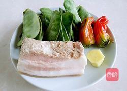 五花肉烧扁豆的做法图解1