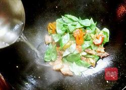 五花肉烧扁豆的做法图解10