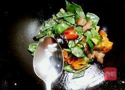 五花肉烧扁豆的做法图解13