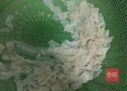 芝麻酱拌干凉皮的做法图解4