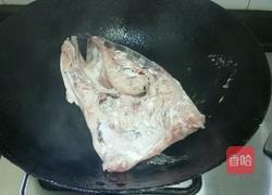 鲢鱼鱼头豆腐煲的做法图解4