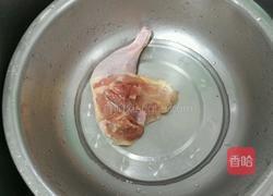 板栗炖鸡腿（电饭锅版）的做法图解1