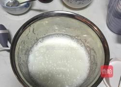 戚风蛋糕的做法图解6