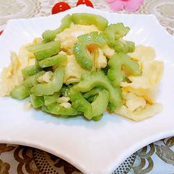 苦瓜炒鸡蛋的做法[图]