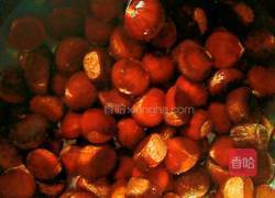 水煮板栗的做法图解1