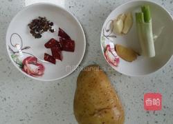 凉拌土豆片的做法图解1