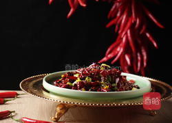 CCTV7食尚大转盘《重庆辣子鸡》的做法图解5