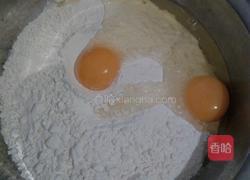 白菜肉末千层饼的做法图解1