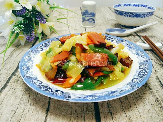 腊肉炒包菜
