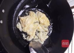 木耳黄瓜炒鸡蛋的做法图解2