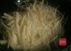 家常版蒜香土豆丝的做法图解9