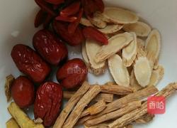 黄芪党参乌鸡汤的做法图解2