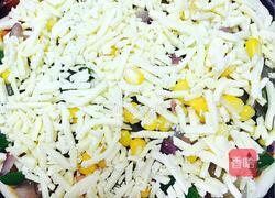 鲜虾杂蔬大披萨的做法图解20