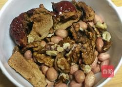 核桃花生露的做法图解2