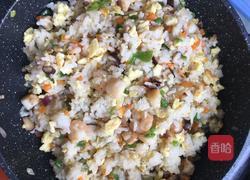 海鲜炒饭的做法图解2