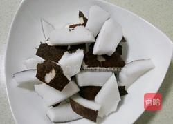 椰子煲乌鸡的做法图解4