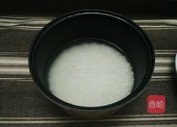 果肉腊味焖饭的做法图解1