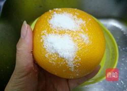 盐蒸橙子的做法图解2