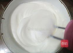 戚风蛋糕的做法图解5