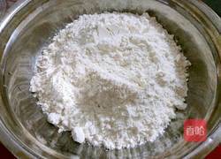 黑米葡萄干饼段的做法图解2