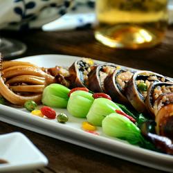 年夜饭_五福鱿鱼筒的做法[图]