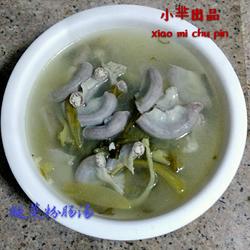 酸菜粉肠汤的做法[图]