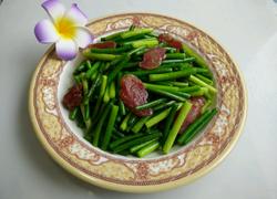 腊肠炒蒜心