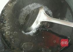 腊肠炒蒜心的做法图解4