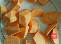 小米红薯粥的做法图解1