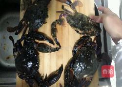 酱汁撒螃蟹的做法图解1