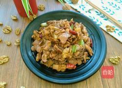核桃炒肉片的做法图解8