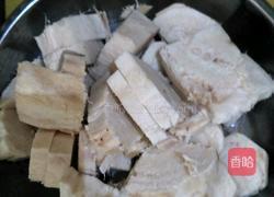 粉葛煲筒骨的做法图解1