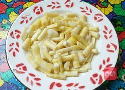 木耳炒竹笋的做法图解3