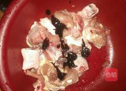 红烧海鲜菇鸡腿肉的做法图解3