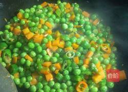 豌豆胡萝卜炒牦牛肉的做法图解10