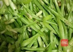 爆炒豆角的做法图解1