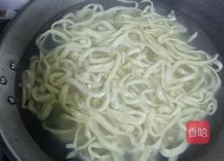 尖椒肉丝卤手擀面的做法图解17