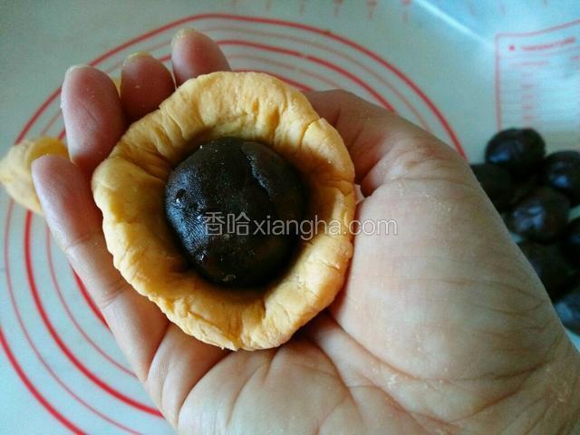 包入豆沙馅