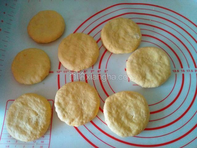 依次做好所有柿子饼