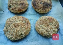 猪肉香葱烧饼的做法图解9