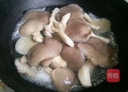 炸蘑菇的做法图解2