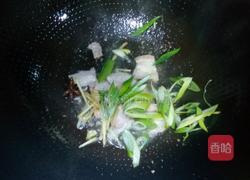 萝卜炖虾的做法图解4