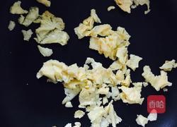 虾仁鸡蛋炒饭的做法图解7