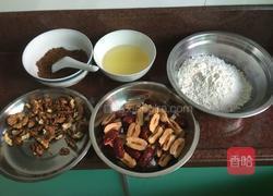 核桃红枣蛋糕的做法图解1