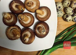 香菇蒸鹌鹑蛋的做法图解1