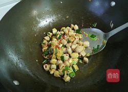 蒜苗爆小肠的做法图解9